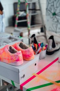 tenis colorido