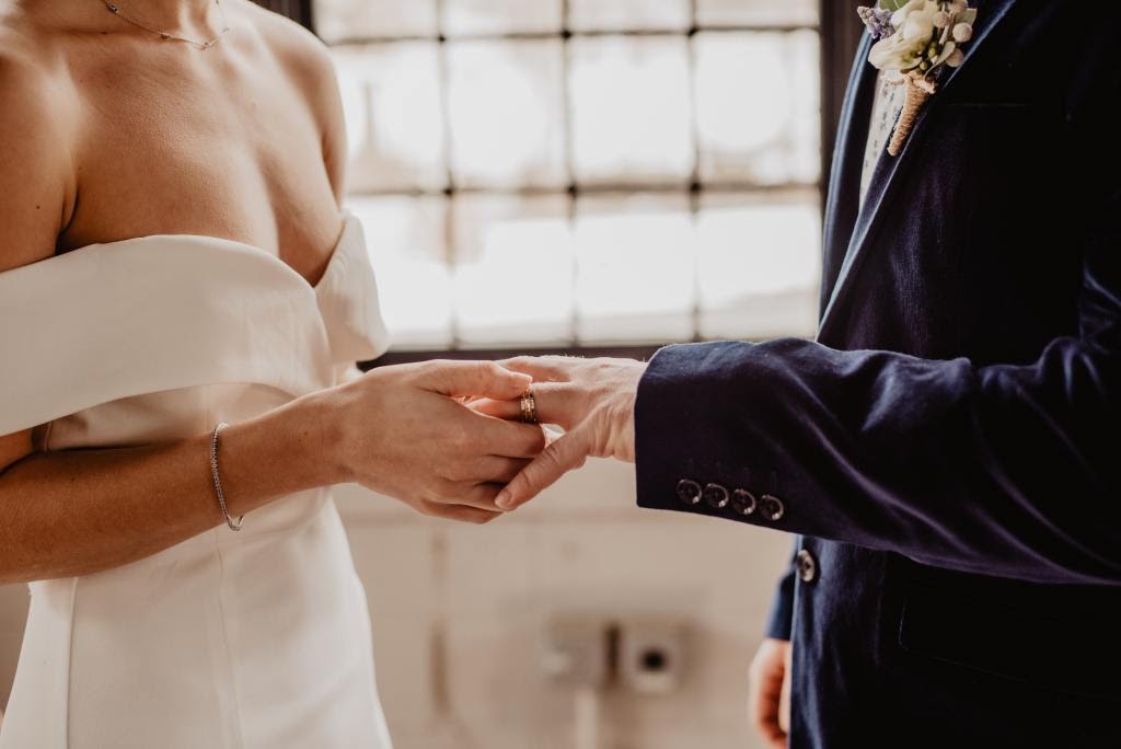 Dicas para planejar um casamento simples e barato