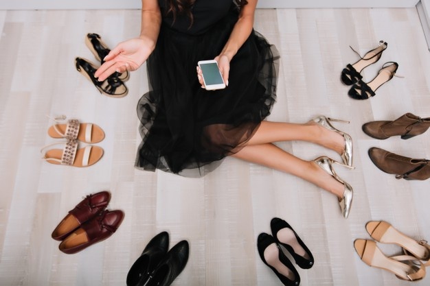 Calçados femininos: 3 sandálias que não podem faltar na sua sapateira